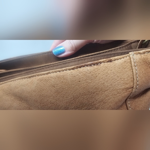 St. Johns Bay Leather Cognac Brown Feather Organizer Crossbody Shoulder Bag NWT - Picture 10 of 16